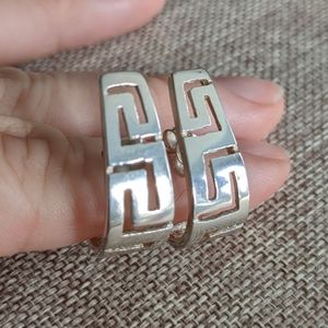 Vintage Excellent Condition Sterling Silver Stud Crescent Greek Key Earrings 1"